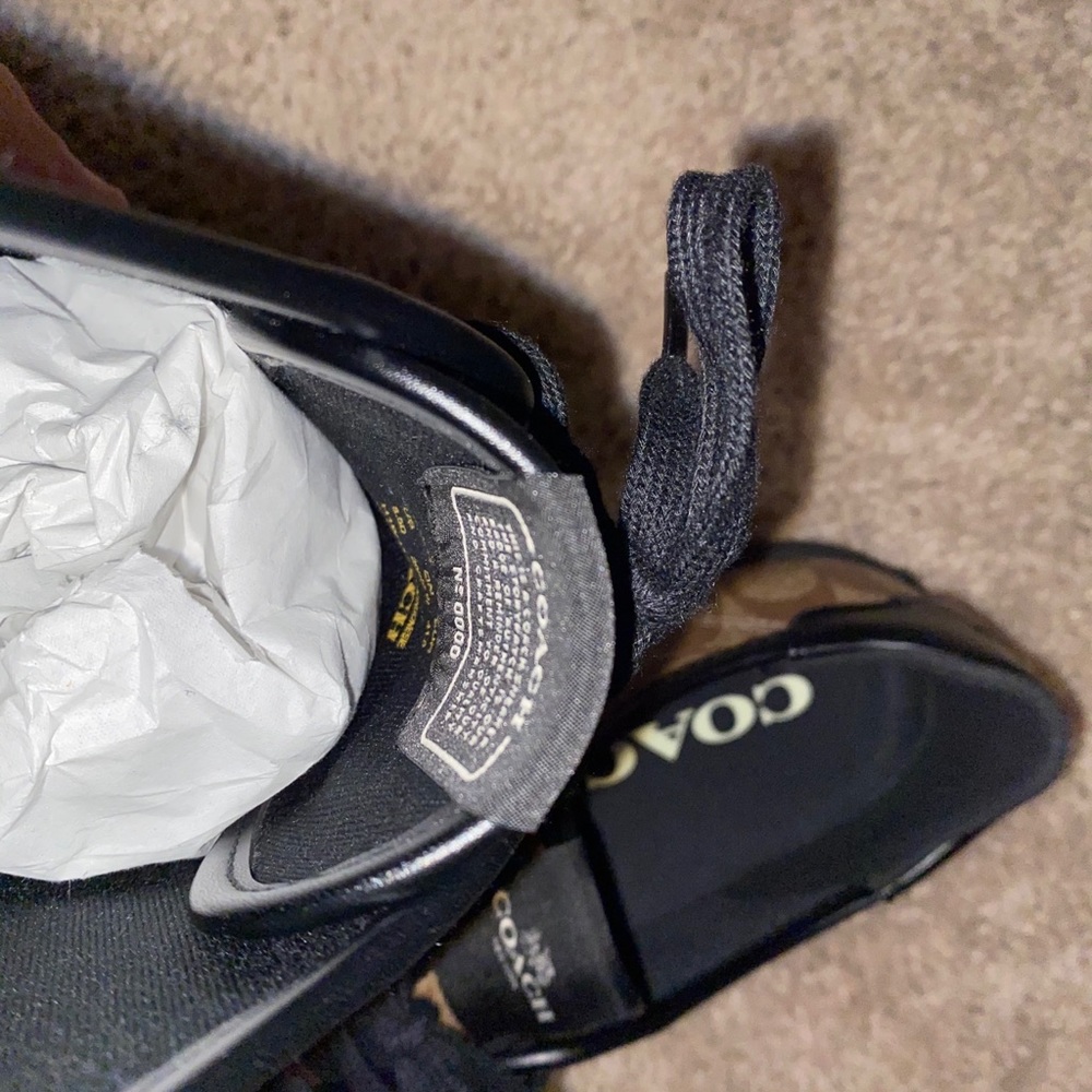COACH LOW TOP SNEAKER - Picture 7 of 11
